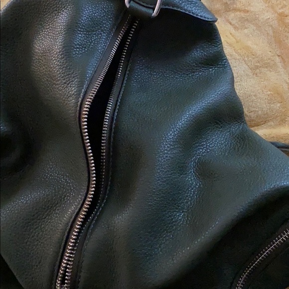 Julian Backpack - Picture 3 of 4